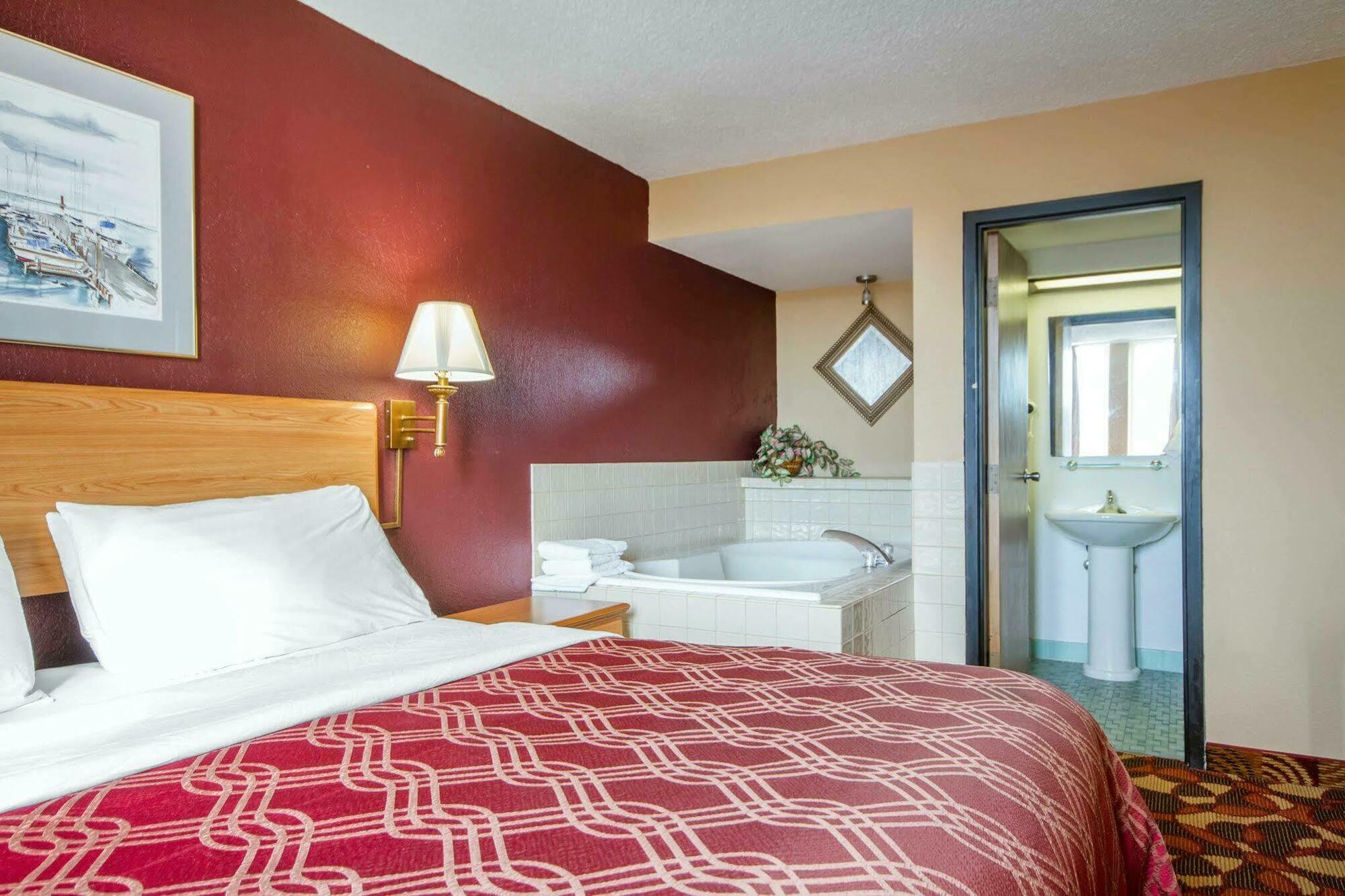 Wingate By Wyndham Sheboygan Otel Dış mekan fotoğraf